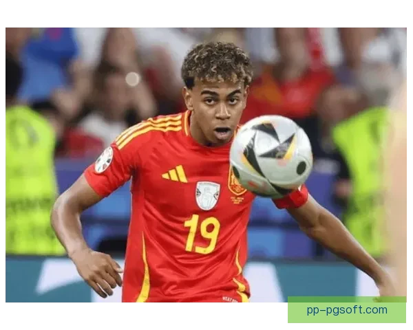 2024欧洲杯最佳年轻球员亚马尔成功蝉联荣誉再创辉煌